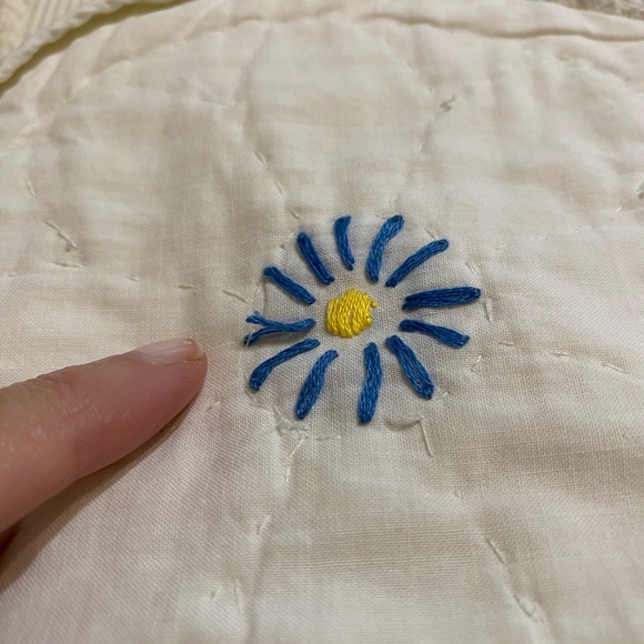 Vintage handmade baby quilt blanket play mat with animals 36” x 54.5” - Picture 14 of 16